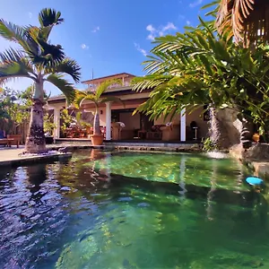  Villa Tahiti - Waterfall