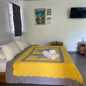  Bed & Breakfast Apetahi